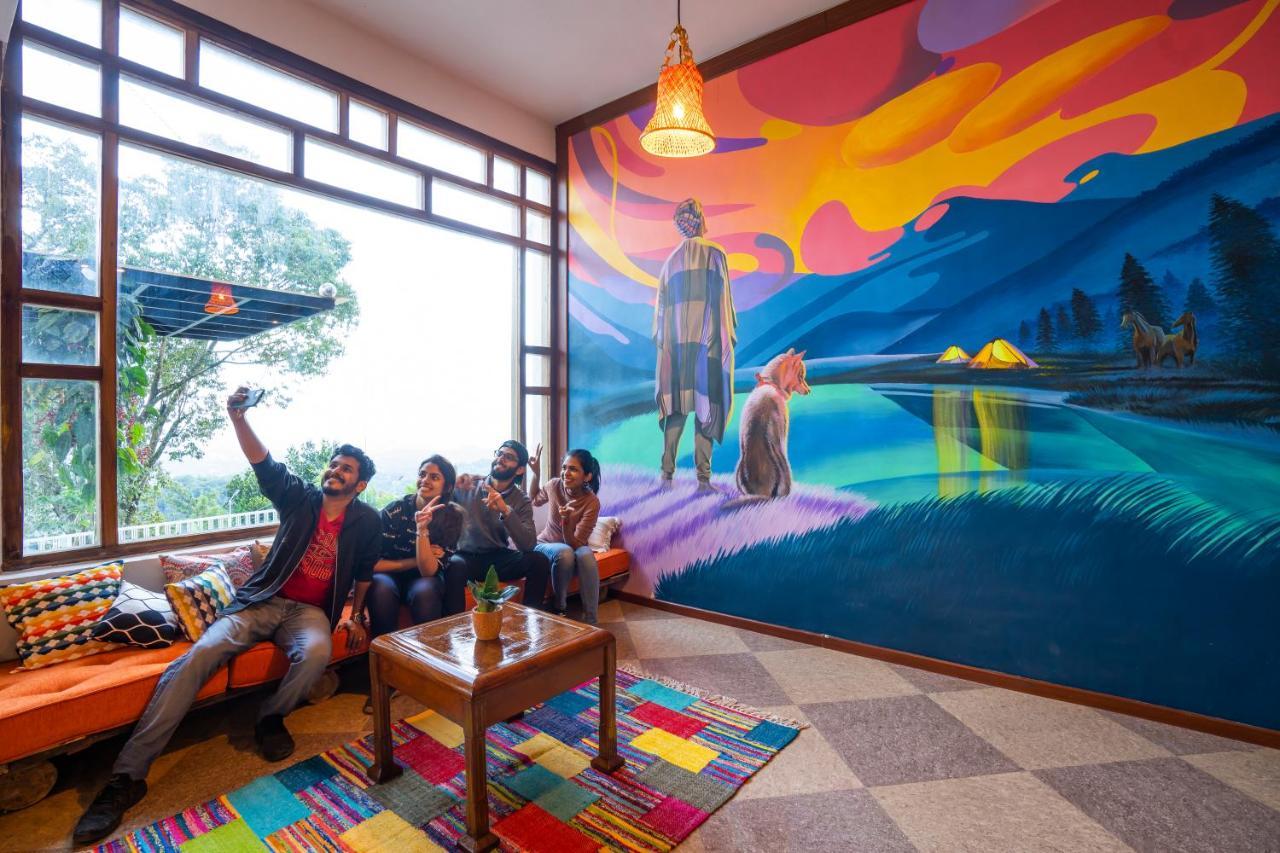 Zostel Munnar Hostel Εξωτερικό φωτογραφία