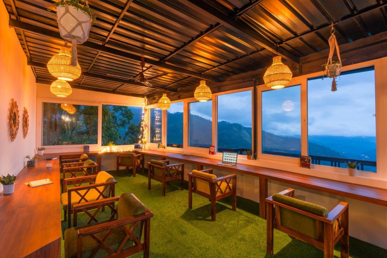 Zostel Munnar Hostel Εξωτερικό φωτογραφία