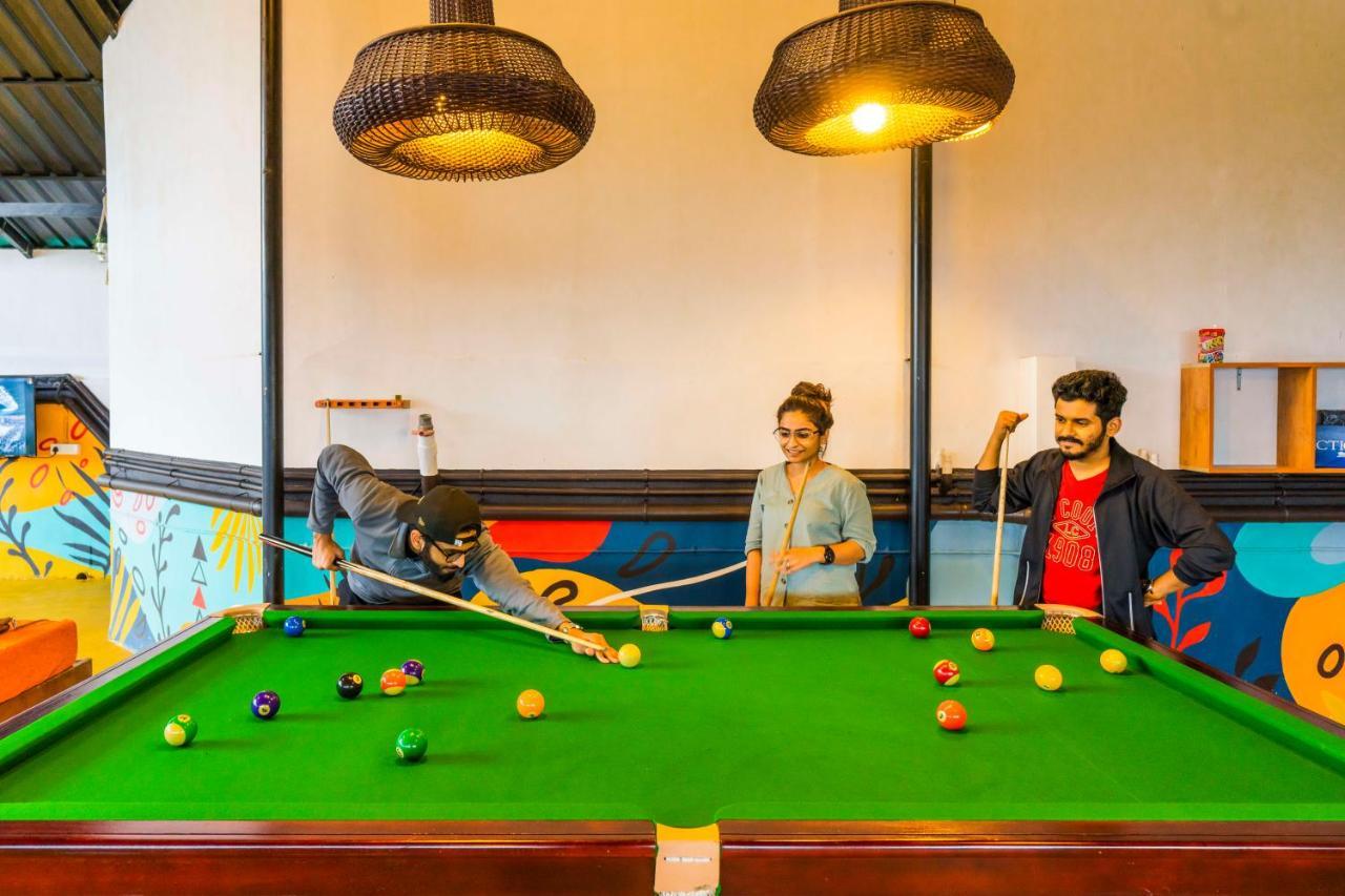 Zostel Munnar Hostel Εξωτερικό φωτογραφία