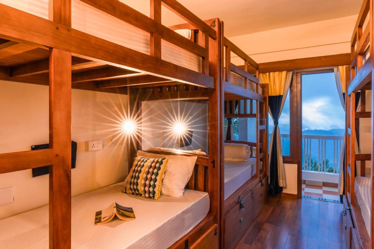 Zostel Munnar Hostel Εξωτερικό φωτογραφία